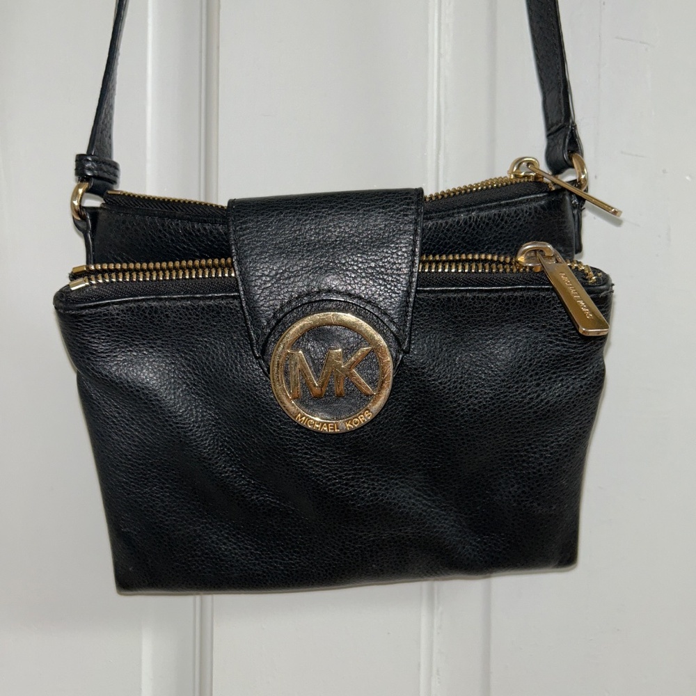 Michael Kors crossbody - Picture 2 of 9